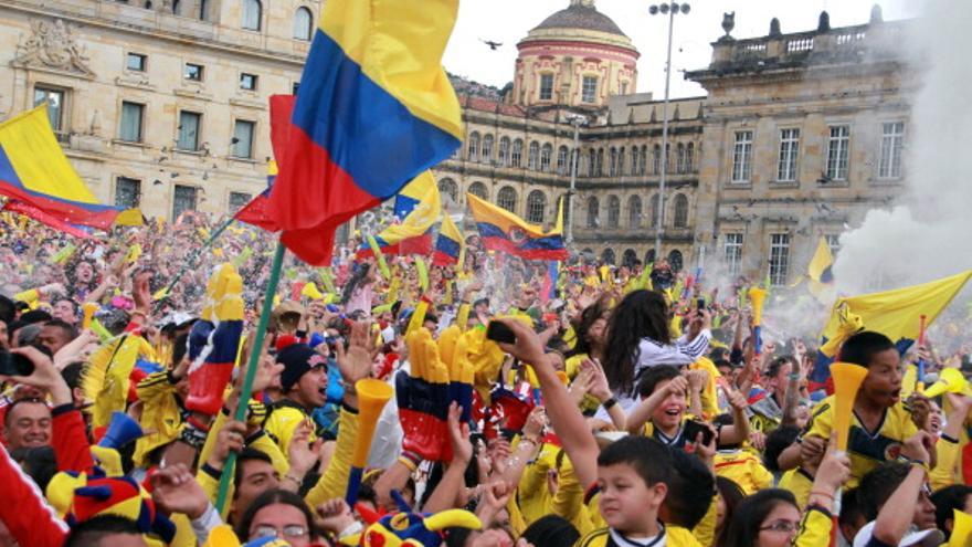 Que saben de la política colombiana? Colombia-desborda-alegria-patriotismo-Mundial_601767