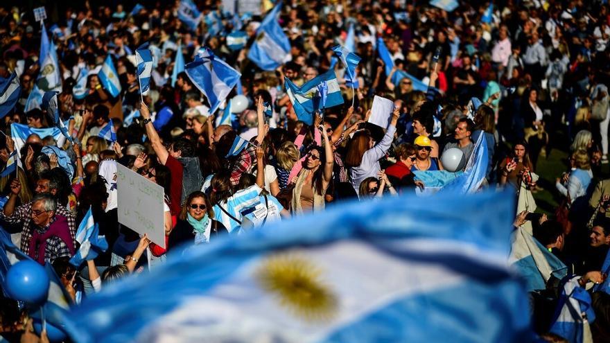 Imágenes de la campaña para las presidenciales en Argentina.