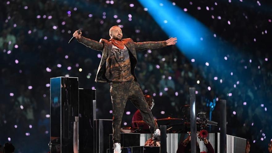 El cantante Justin Timberlake arriesgó poco en su espectáculo de medio tiempo en el Super Bowl 2018.