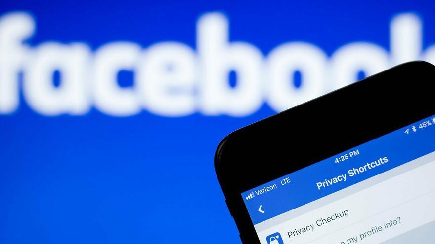 Bajo presión, Facebook endurece su política de moderación de contenidos
