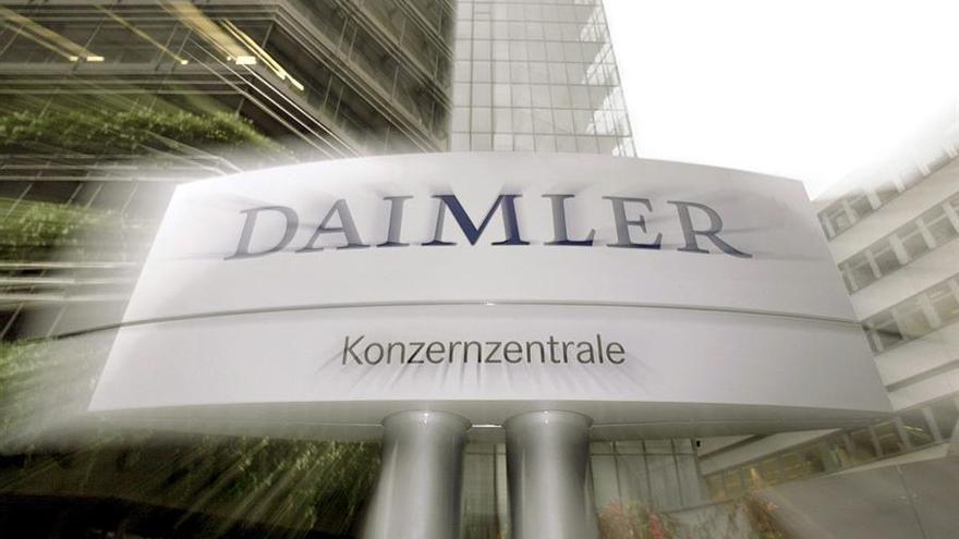 Logo de Daimler