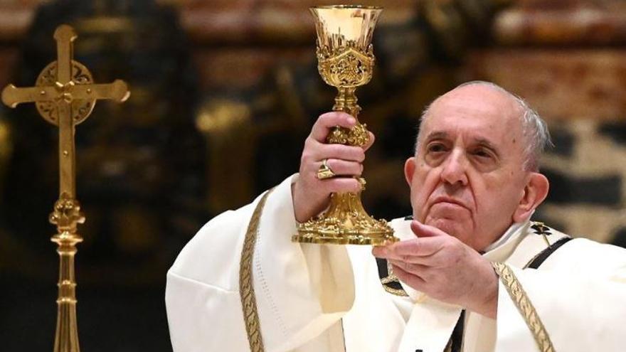 El Papa critica que la gente se vaya de vacaciones sin cumplir restricciones