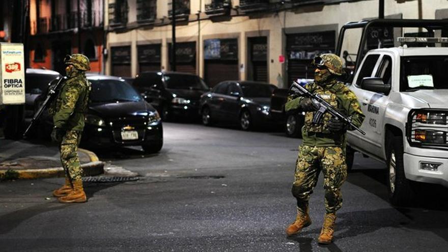 Detienen a 31 presuntos narcos e incautan armas y drogas en Ciudad de México