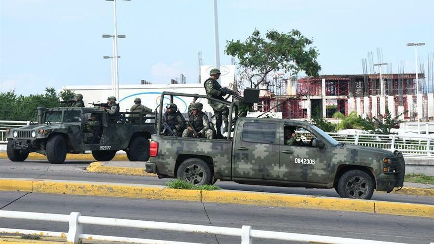 Sicarios superaban 2-1 a soldados mexicanos para rescatar al hijo del Chapo