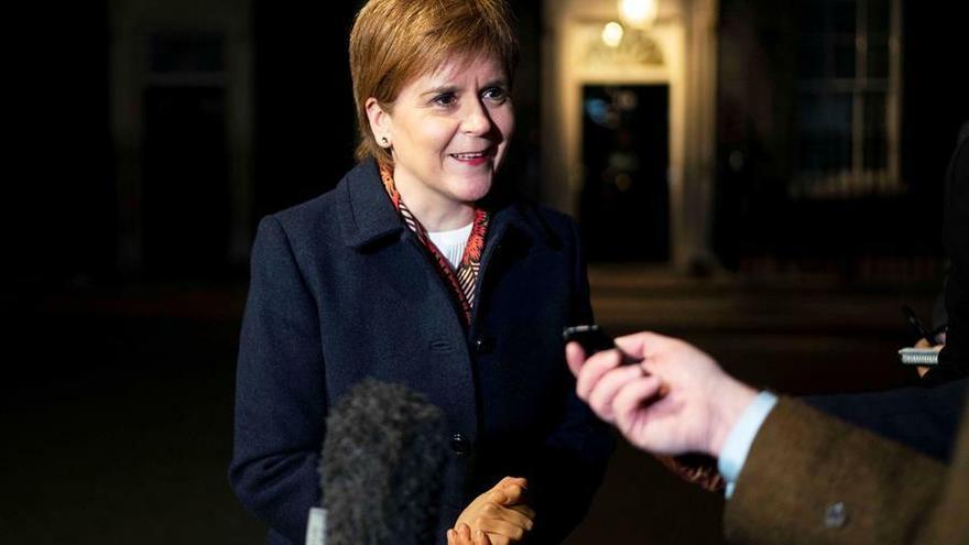 La ministra principal de Escocia y líder del Partido Nacionalista Escocés (SNP), Nicola Sturgeo.