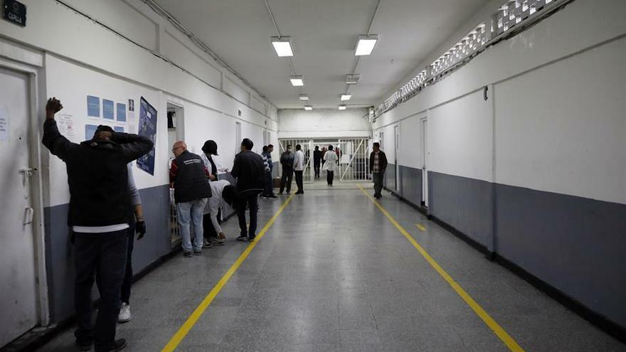 Fotografía fechada el 11 de septiembre de 2019 de un pasillo de la cárcel La Modelo en Bogotá.