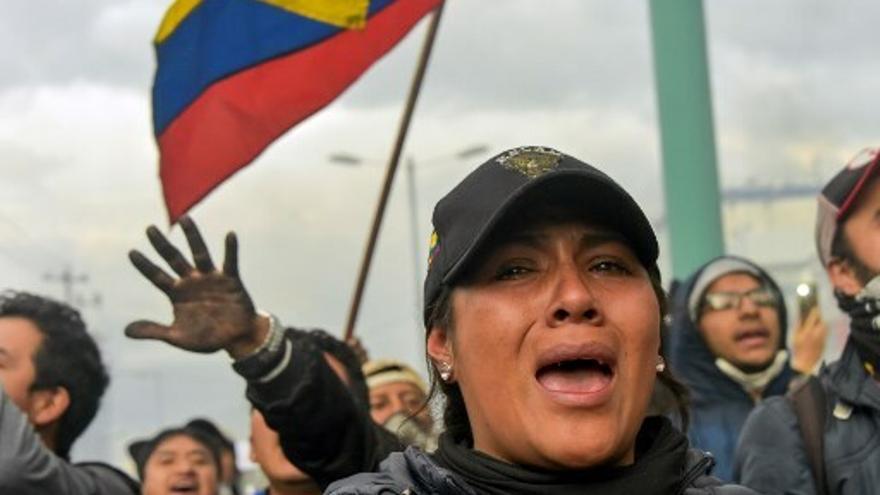 Personas durante una protesta en Ecuador