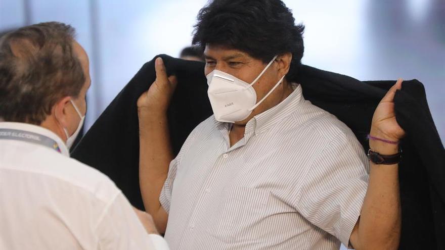 En la imagen un registro del expresidente de Bolivia Evo Morales, quien está bajo cuidados médicos tras conocerse este martes que dio positivo a la covid-19.