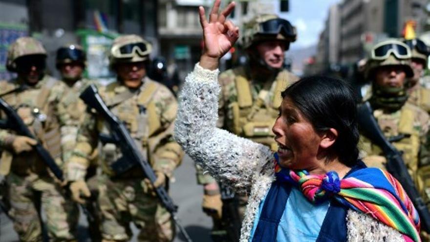 Una mujer indígena protesta en Bolivia