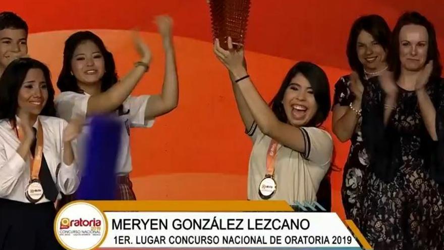 Meryen González Lezcano gana el Concurso Nacional de Oratoria 2019.