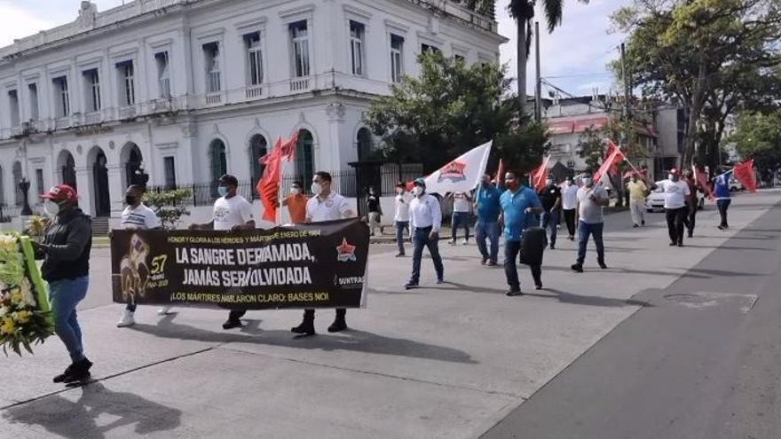 Grupos sindicalistas realizan caminata por mártires del 9 de enero pese a cuarentena total
