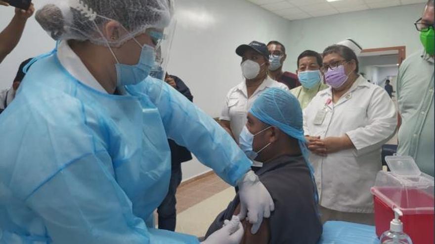 Minsa:  2,728 personas han recibido la vacuna COVID-19 en Panamá