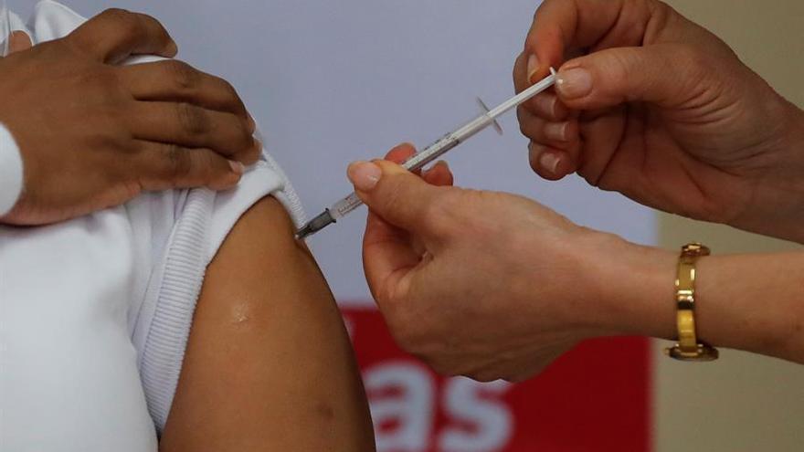 Panamá inició la vacunación contra el covid-19.