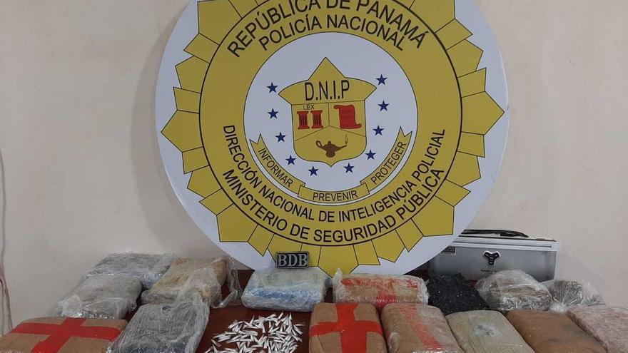15 paquetes de supuesta droga y 174 carrizos incautados en San Miguelito.