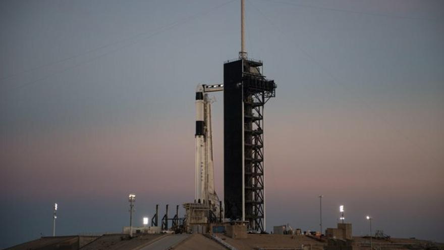 SpaceX cuenta las horas para el lanzamiento de su cápsula para la Nasa