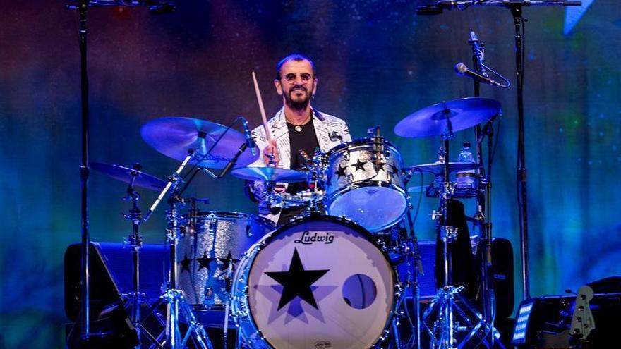 El batería de The Beatles, Ringo Starr, durante un concierto