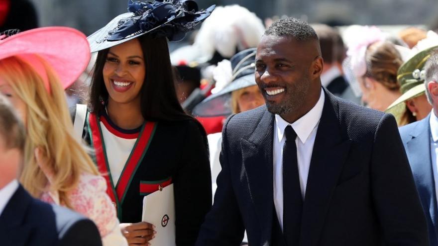 El actor británico Idris Elba en su llegada a la ceremonia en la capilla de San Jorge este sábado.
