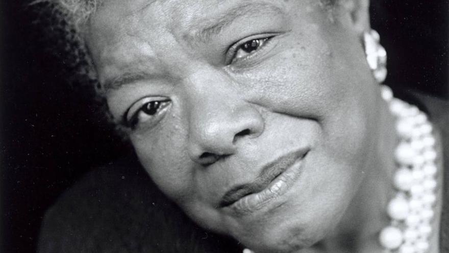 La poeta afroestaodounidense Maya Angelou.